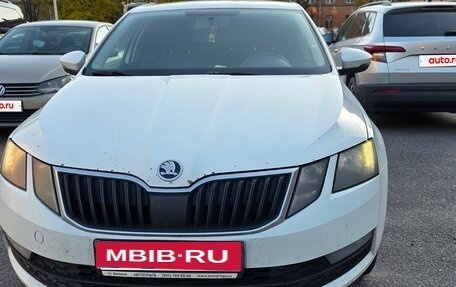 Skoda Octavia, 2019 год, 1 100 000 рублей, 2 фотография