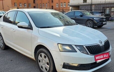 Skoda Octavia, 2019 год, 1 100 000 рублей, 3 фотография