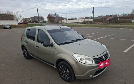 Renault Sandero I, 2013 год, 400 000 рублей, 6 фотография