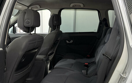 Renault Scenic III рестайлинг, 2010 год, 1 250 000 рублей, 11 фотография