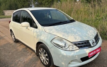 Nissan Tiida, 2010 год, 650 000 рублей, 1 фотография