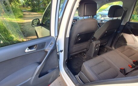 Volkswagen Tiguan I, 2013 год, 970 000 рублей, 16 фотография