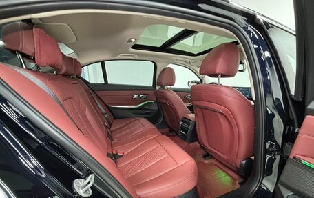 BMW 3 серия, 2023 год, 3 365 000 рублей, 18 фотография
