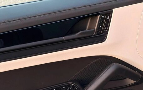 Porsche Cayenne III, 2026 год, 16 800 000 рублей, 26 фотография