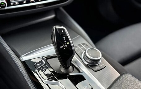 BMW 5 серия, 2021 год, 3 488 999 рублей, 11 фотография