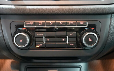 Volkswagen Tiguan I, 2011 год, 1 424 000 рублей, 12 фотография