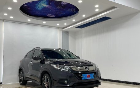 Honda Vezel, 2022 год, 1 450 000 рублей, 2 фотография