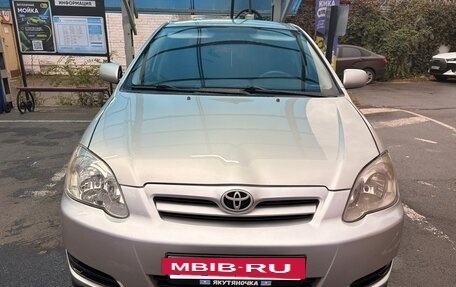 Toyota Corolla, 2004 год, 580 000 рублей, 2 фотография