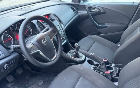 Opel Astra J, 2013 год, 699 900 рублей, 11 фотография