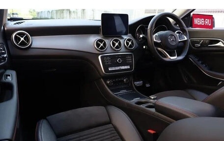 Mercedes-Benz CLA, 2017 год, 1 495 000 рублей, 36 фотография