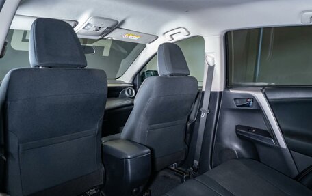 Toyota RAV4, 2016 год, 2 350 000 рублей, 11 фотография