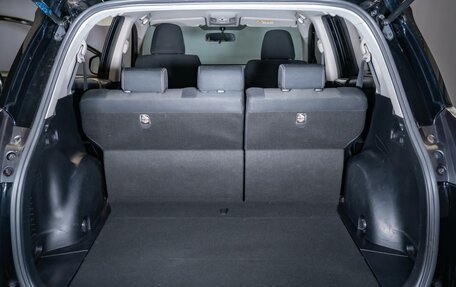 Toyota RAV4, 2016 год, 2 350 000 рублей, 24 фотография