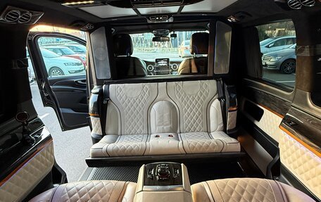 Mercedes-Benz V-Класс, 2018 год, 5 900 000 рублей, 7 фотография