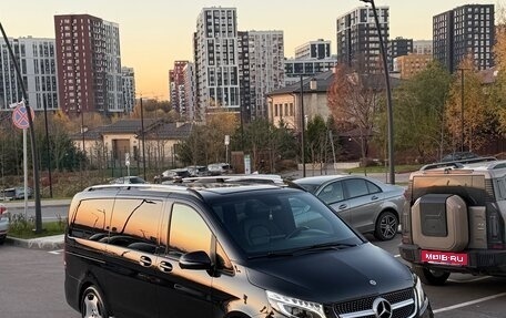 Mercedes-Benz V-Класс, 2018 год, 5 900 000 рублей, 3 фотография