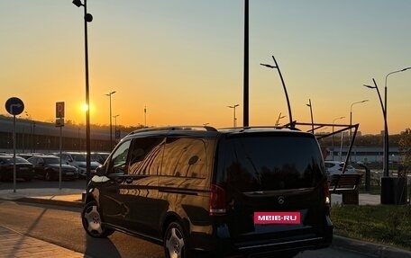 Mercedes-Benz V-Класс, 2018 год, 5 900 000 рублей, 24 фотография