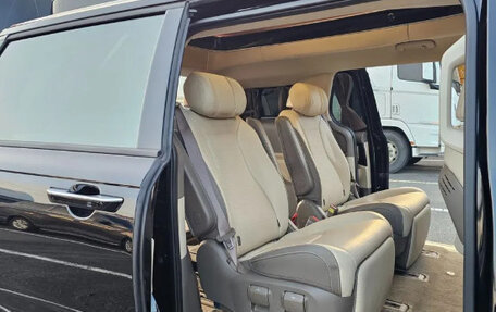 KIA Carnival, 2026 год, 5 500 000 рублей, 10 фотография
