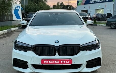 BMW 5 серия, 2018 год, 3 400 000 рублей, 2 фотография