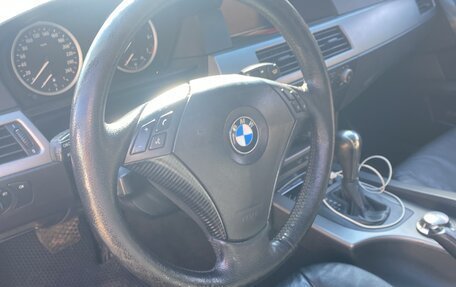 BMW 5 серия, 2004 год, 830 000 рублей, 12 фотография