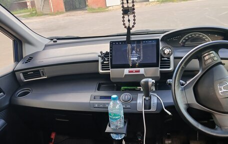 Honda Freed I, 2015 год, 1 160 000 рублей, 8 фотография