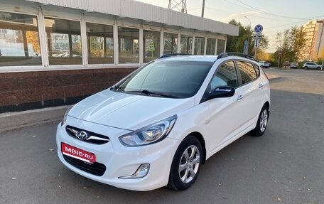 Hyundai Solaris II рестайлинг, 2014 год, 820 000 рублей, 1 фотография