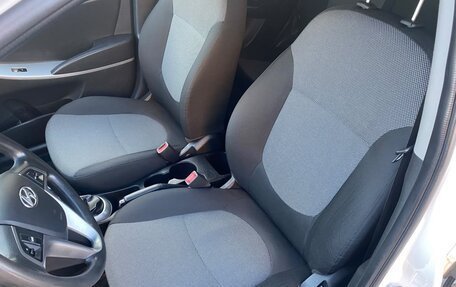 Hyundai Solaris II рестайлинг, 2014 год, 820 000 рублей, 12 фотография