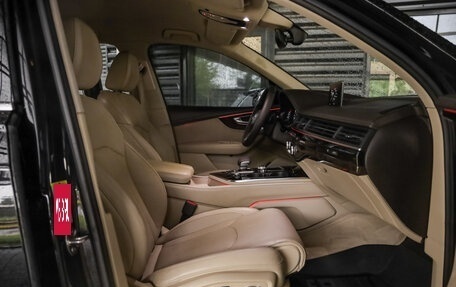 Audi Q7, 2018 год, 3 999 000 рублей, 30 фотография