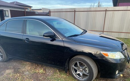 Toyota Camry, 2010 год, 1 300 000 рублей, 4 фотография