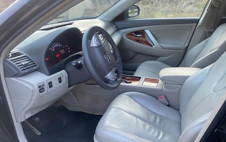 Toyota Camry, 2010 год, 1 300 000 рублей, 7 фотография