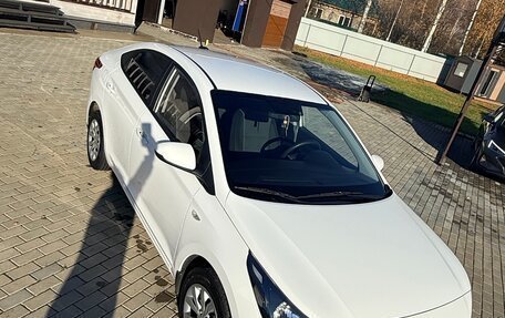 Hyundai Solaris II рестайлинг, 2021 год, 1 270 000 рублей, 19 фотография