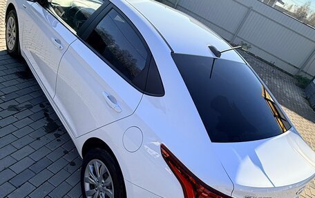 Hyundai Solaris II рестайлинг, 2021 год, 1 270 000 рублей, 22 фотография