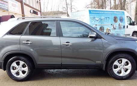 KIA Sorento II рестайлинг, 2014 год, 1 300 000 рублей, 3 фотография