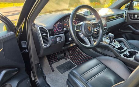 Porsche Cayenne III, 2022 год, 11 300 000 рублей, 9 фотография