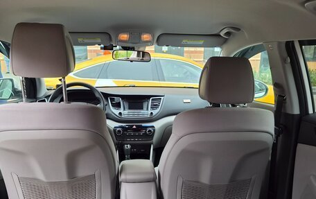 Hyundai Tucson III, 2017 год, 2 300 000 рублей, 22 фотография