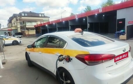 KIA Cerato III, 2017 год, 800 000 рублей, 4 фотография