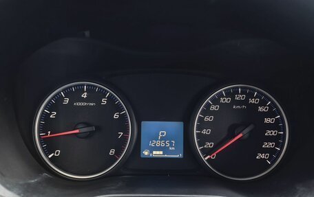 Mitsubishi Outlander III рестайлинг 3, 2015 год, 1 699 000 рублей, 8 фотография