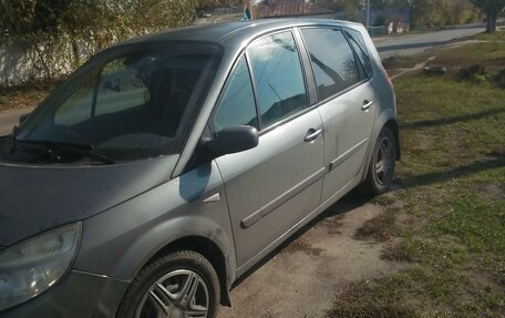Renault Scenic III рестайлинг, 2003 год, 200 000 рублей, 2 фотография
