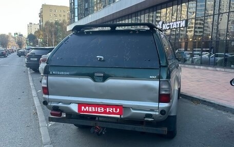 Mitsubishi L200 III рестайлинг, 2006 год, 1 290 000 рублей, 5 фотография