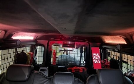 Land Rover Defender I, 2012 год, 2 950 000 рублей, 2 фотография