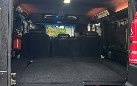 Land Rover Defender I, 2012 год, 2 950 000 рублей, 17 фотография