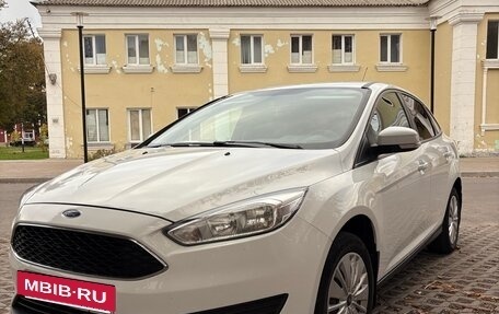 Ford Focus III, 2015 год, 983 000 рублей, 2 фотография