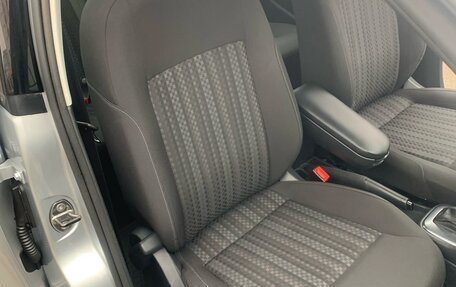Volkswagen Polo VI (EU Market), 2018 год, 955 000 рублей, 31 фотография
