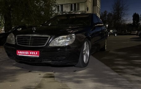 Mercedes-Benz S-Класс, 2003 год, 560 000 рублей, 1 фотография