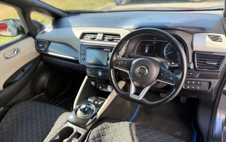 Nissan Leaf II, 2017 год, 2 000 000 рублей, 10 фотография