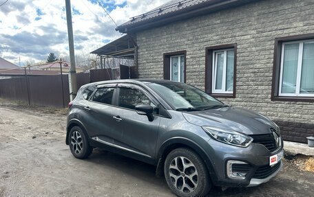 Renault Kaptur I рестайлинг, 2017 год, 1 450 000 рублей, 3 фотография