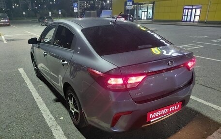 KIA Rio IV, 2018 год, 1 300 000 рублей, 2 фотография