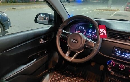 KIA Rio IV, 2018 год, 1 300 000 рублей, 13 фотография
