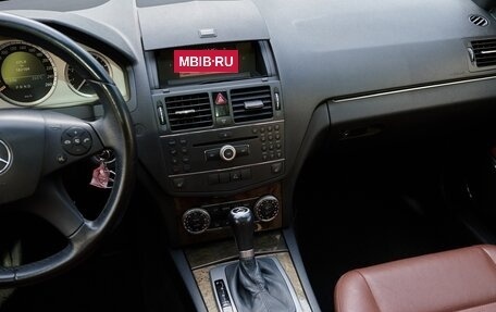 Mercedes-Benz C-Класс, 2008 год, 1 300 000 рублей, 22 фотография