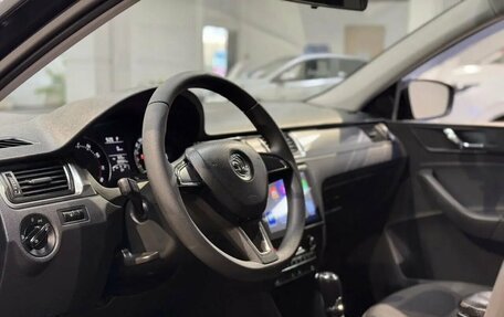 Skoda Rapid I, 2014 год, 895 000 рублей, 13 фотография