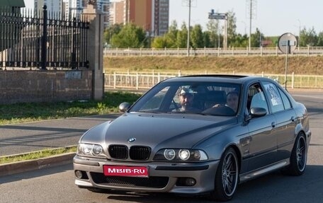 BMW 5 серия, 1999 год, 2 500 000 рублей, 1 фотография