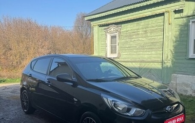 Hyundai Solaris II рестайлинг, 2014 год, 620 000 рублей, 1 фотография